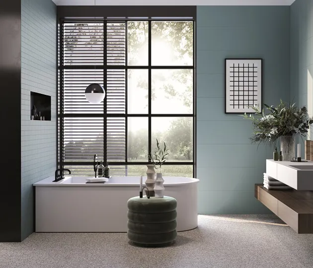 Bagno moderno con rivestimenti in gres porcellanato Pastelli Pro di Alfalux, in tonalità pastello
